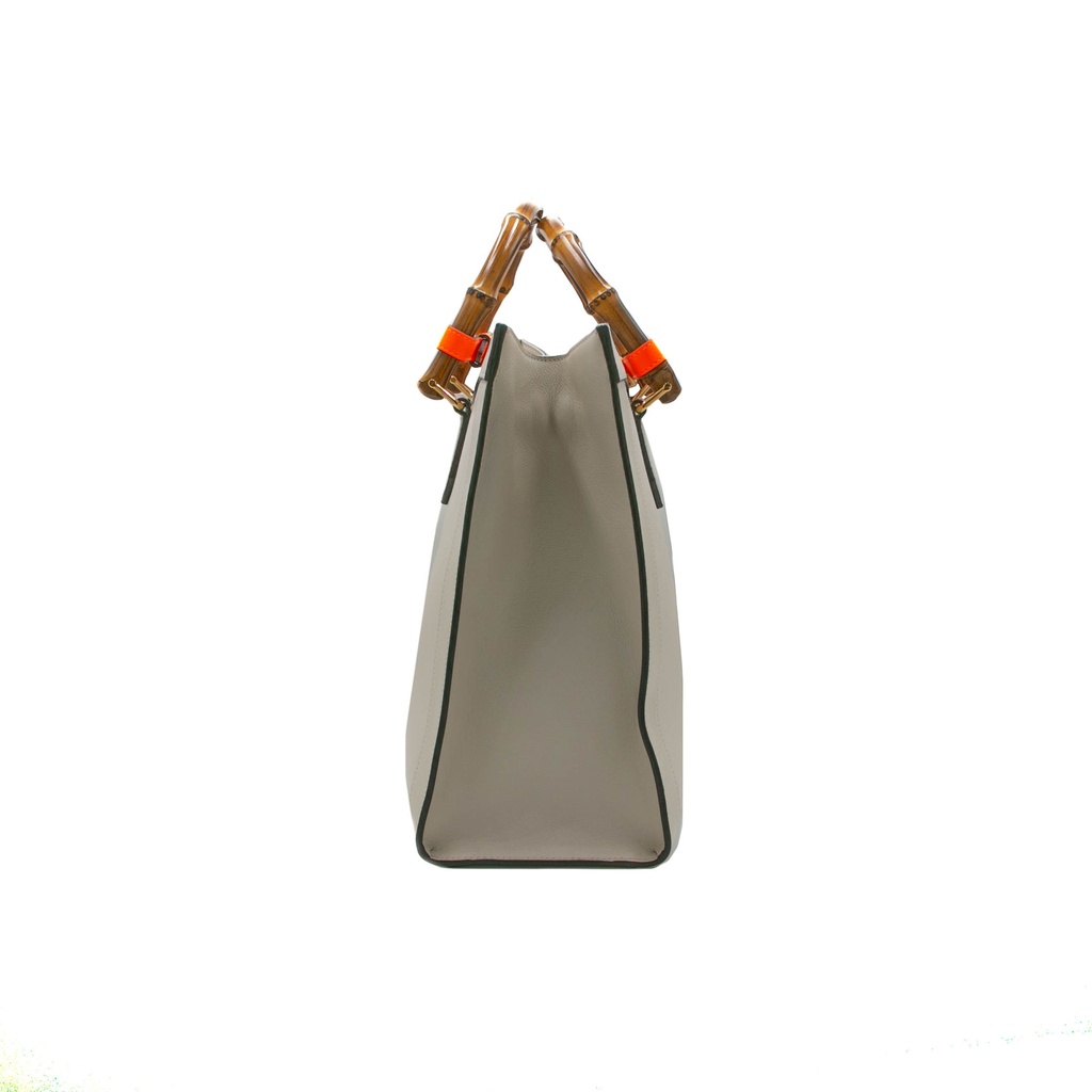 Gucci Diana Medium Top Handle Bag In White Leather