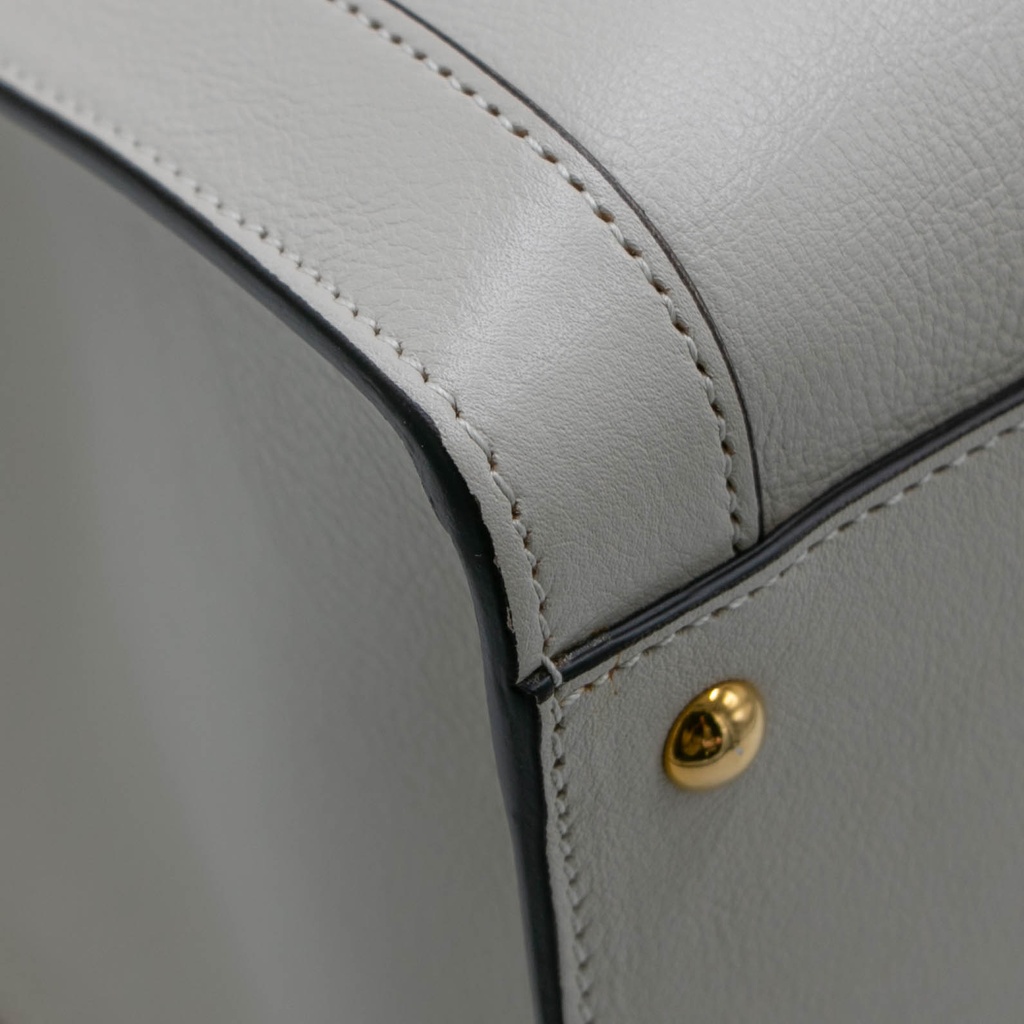 Gucci Diana Medium Top Handle Bag In White Leather