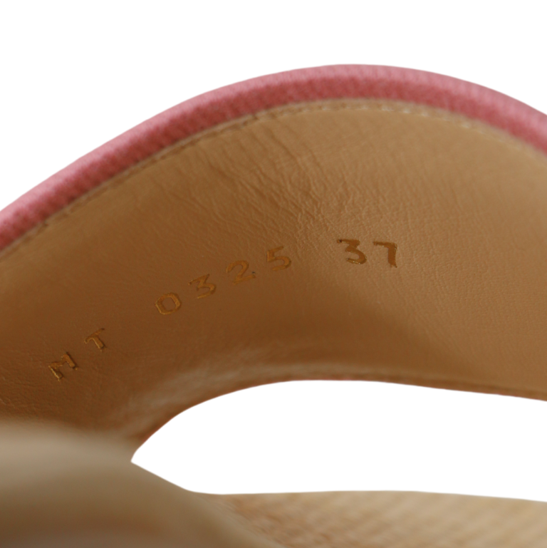 Christian Dior Dway Heeled Slide Natural Raffia and Pink Embroidered Cotton In Size 37