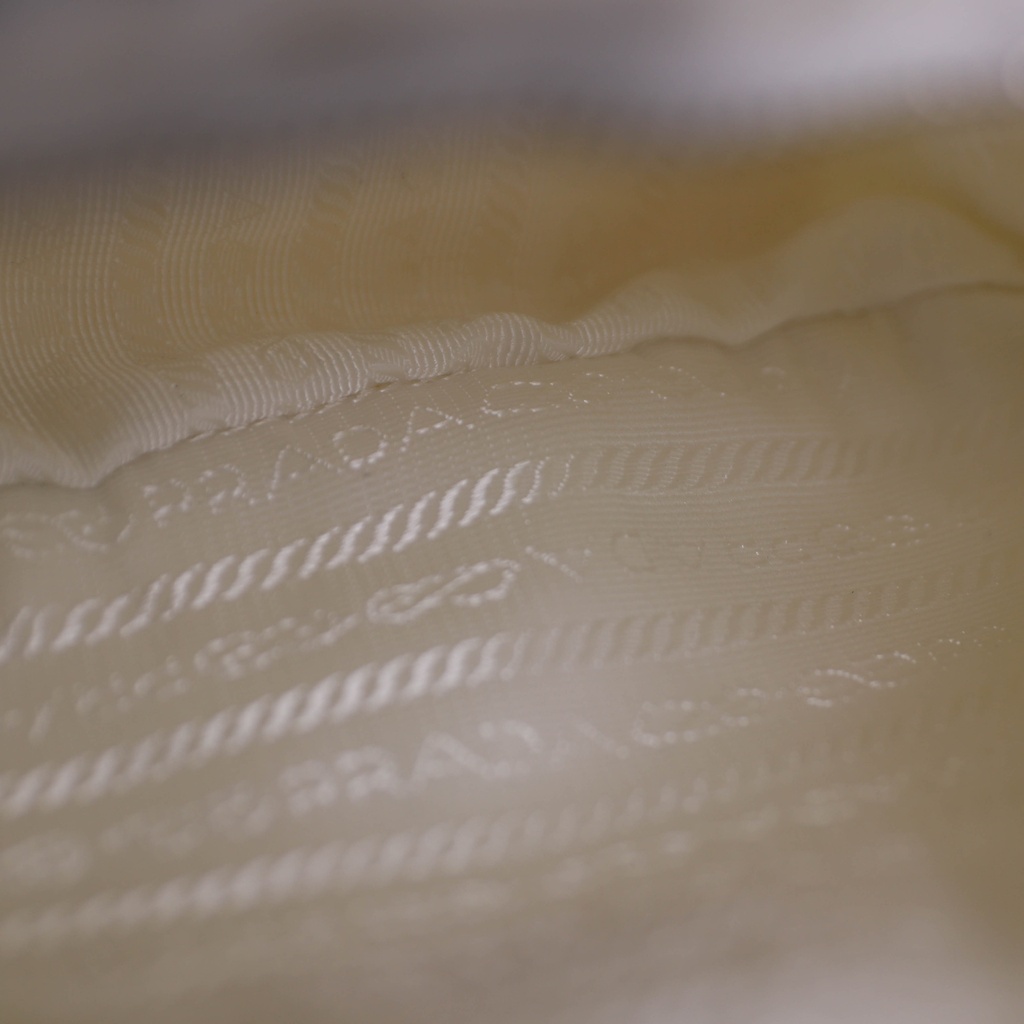 Prada Re-Edition 2000 Wool And Cashmere Mini-Bag White