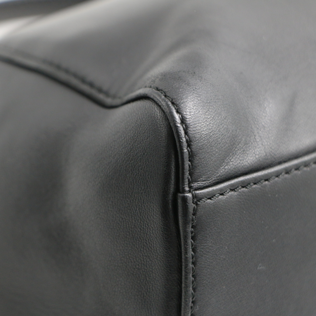 Fendi Peekaboo Small Leather Bag Black