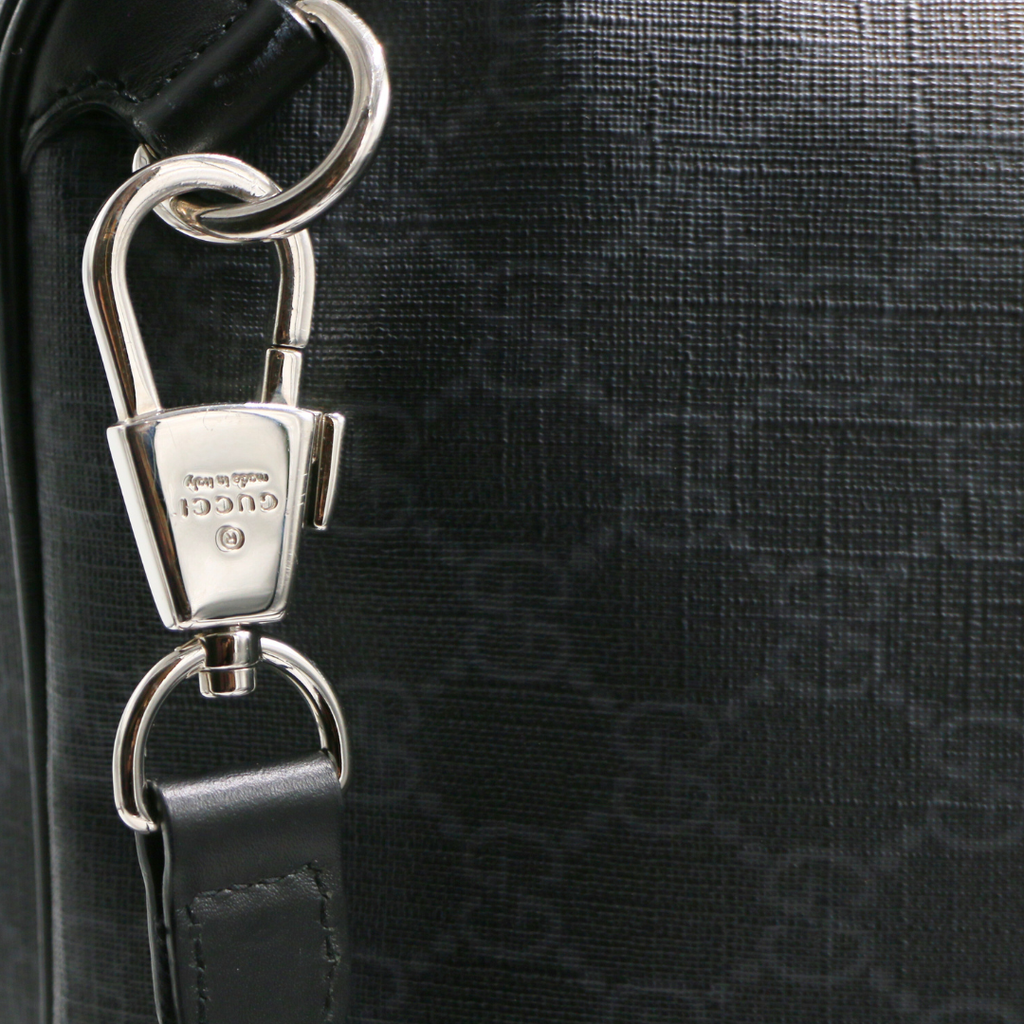 Gucci GG Supreme Backpack and Briefcase 658543