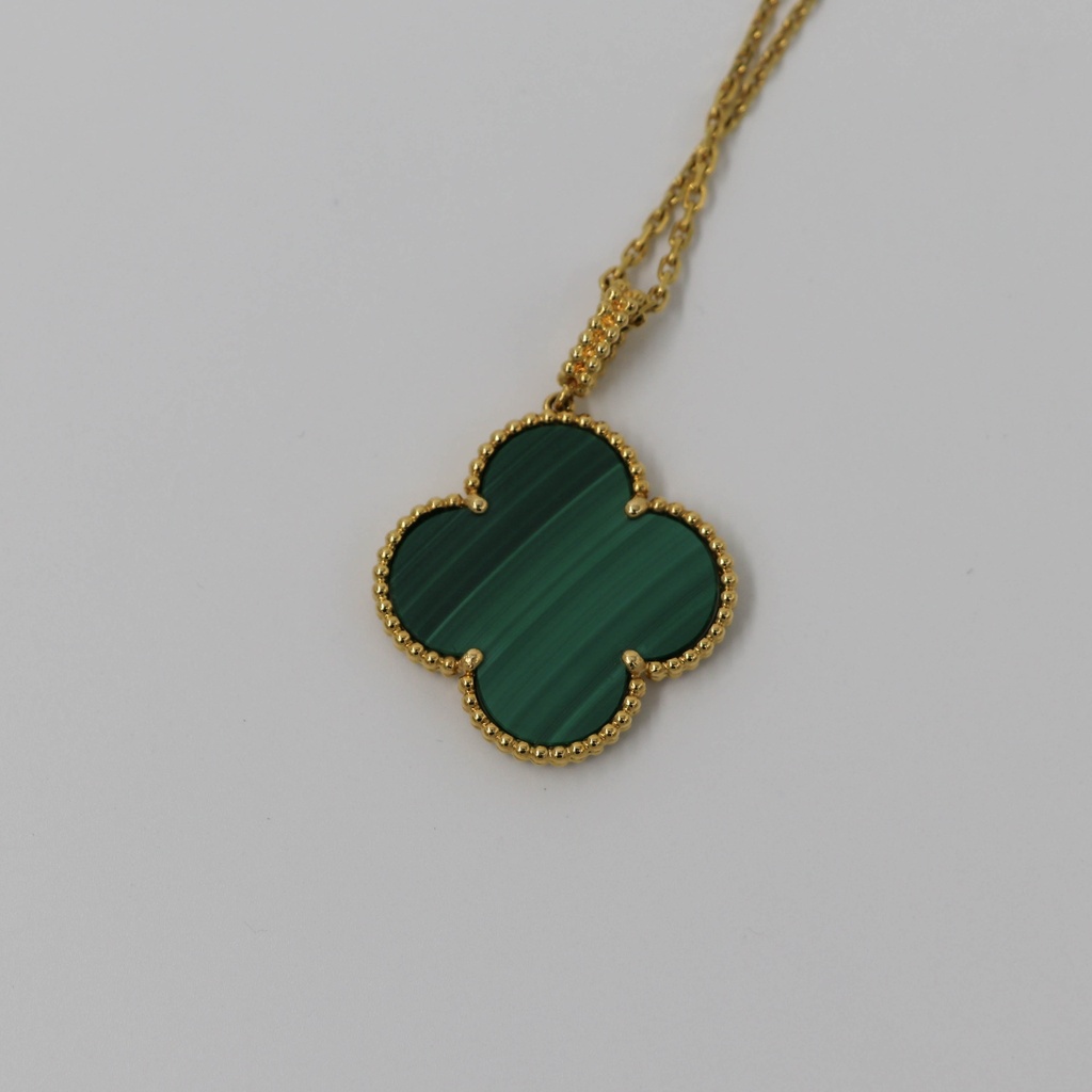 Van Cleef Magic Alhambra Necklace JE347010 2015