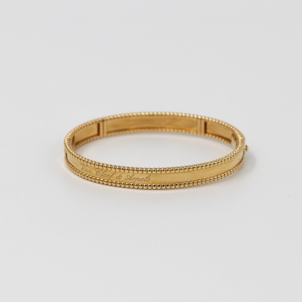 Van Cleef Perlee Bracelet M 750YG JE763781 2016