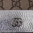 Gucci GG Marmont Bi-Color Card Case Wallet In Beige And Silver Leather 658610