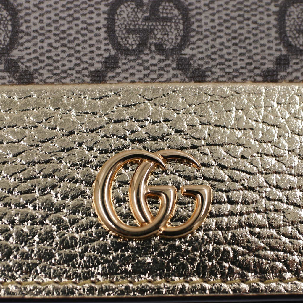 Gucci GG Marmont Bi-Color Card Case Wallet In Beige And Gold Leather 658610