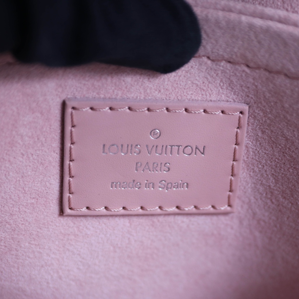 Louis Vuitton Monogram Epi St Michel Pink
