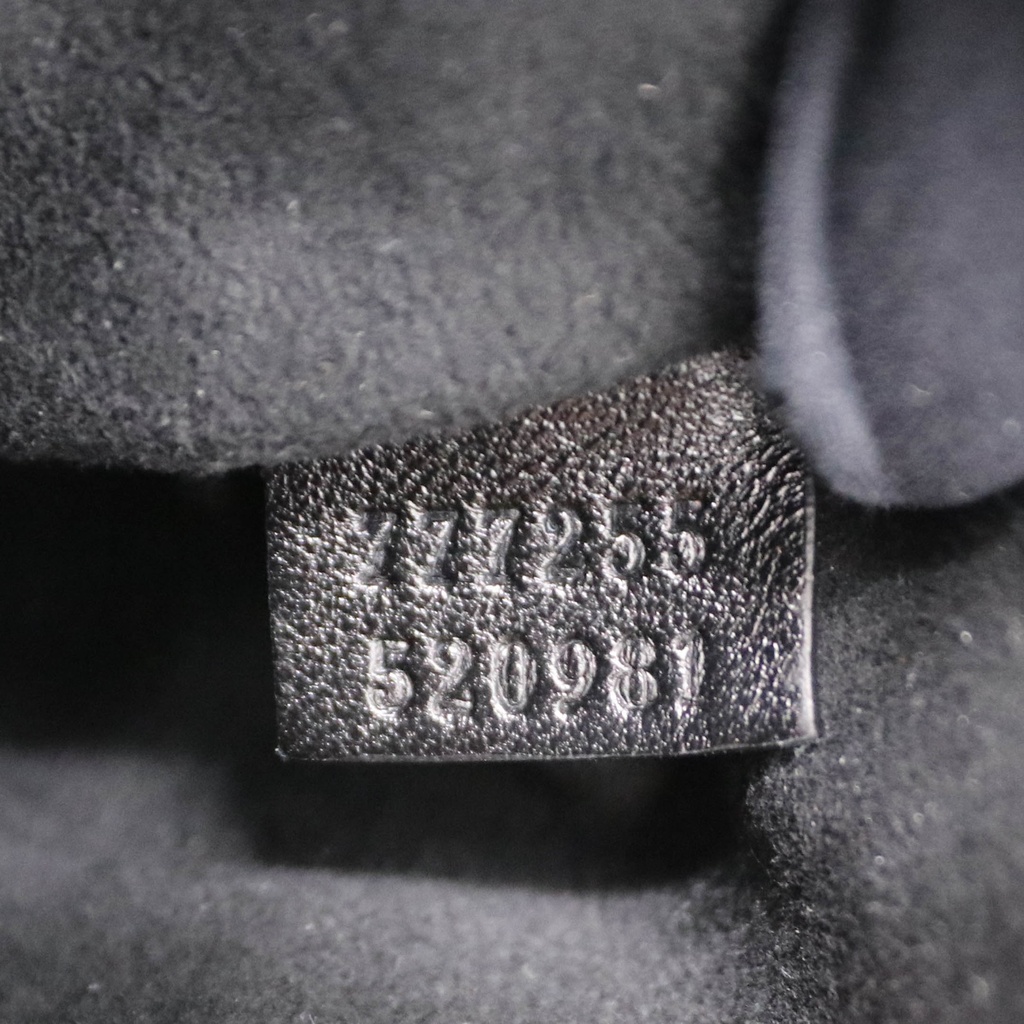 Gucci GG Marmont Clutch Bag Black 777255