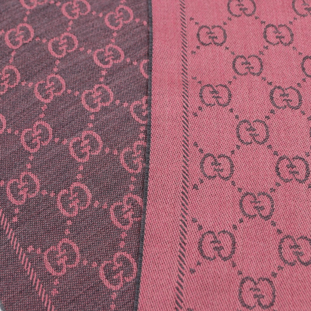 Gucci Pink GG Jacquard Pattern Knitted Scarf Size 48x180