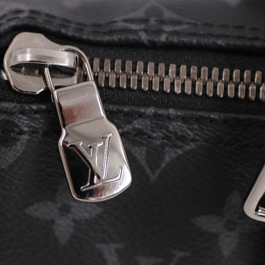 Louis Vuitton Keepall Bandouliere 25 Monogram Eclipse