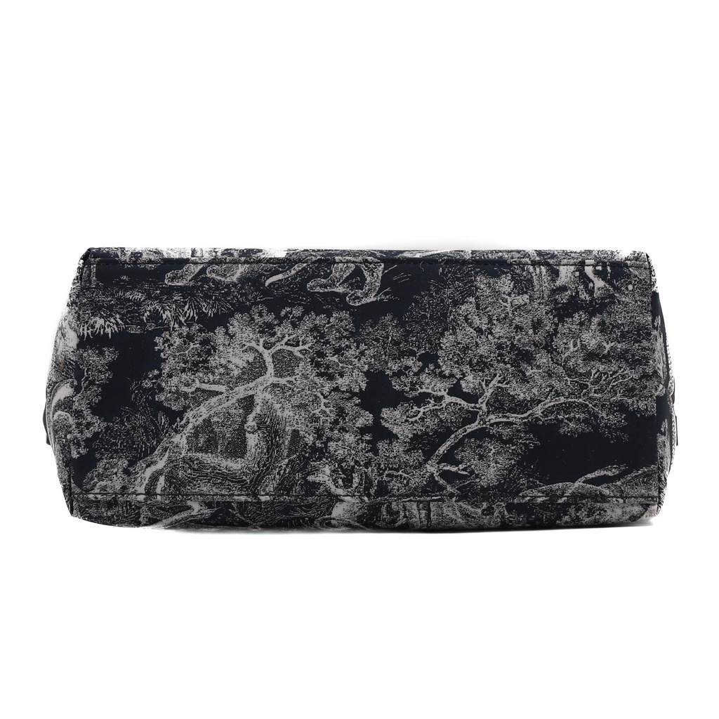 Christian Dior Medium DiorTravel Nomad Pouch