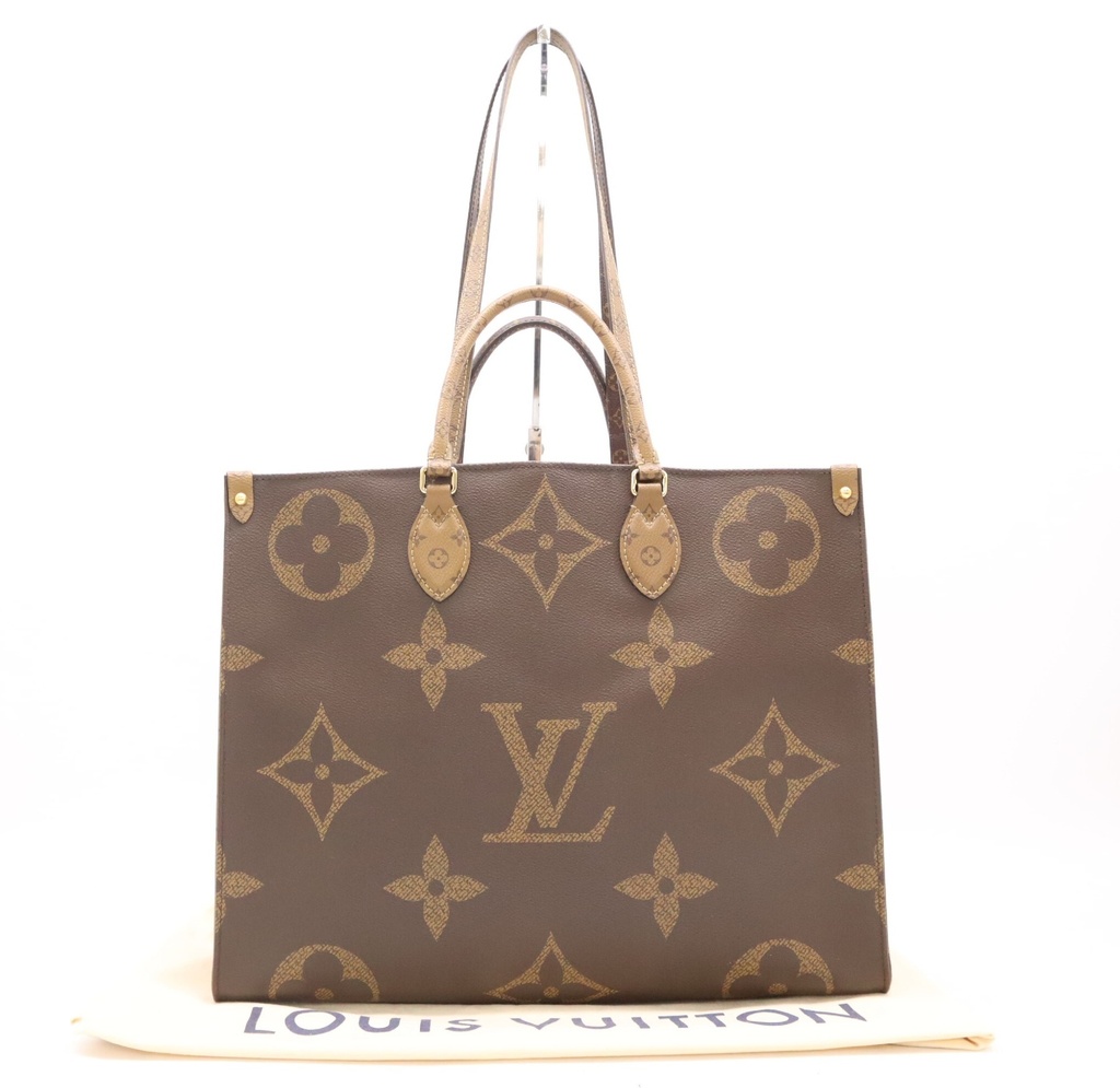 Louis Vuitton Monogram Giant on the Go GM Tote Bag