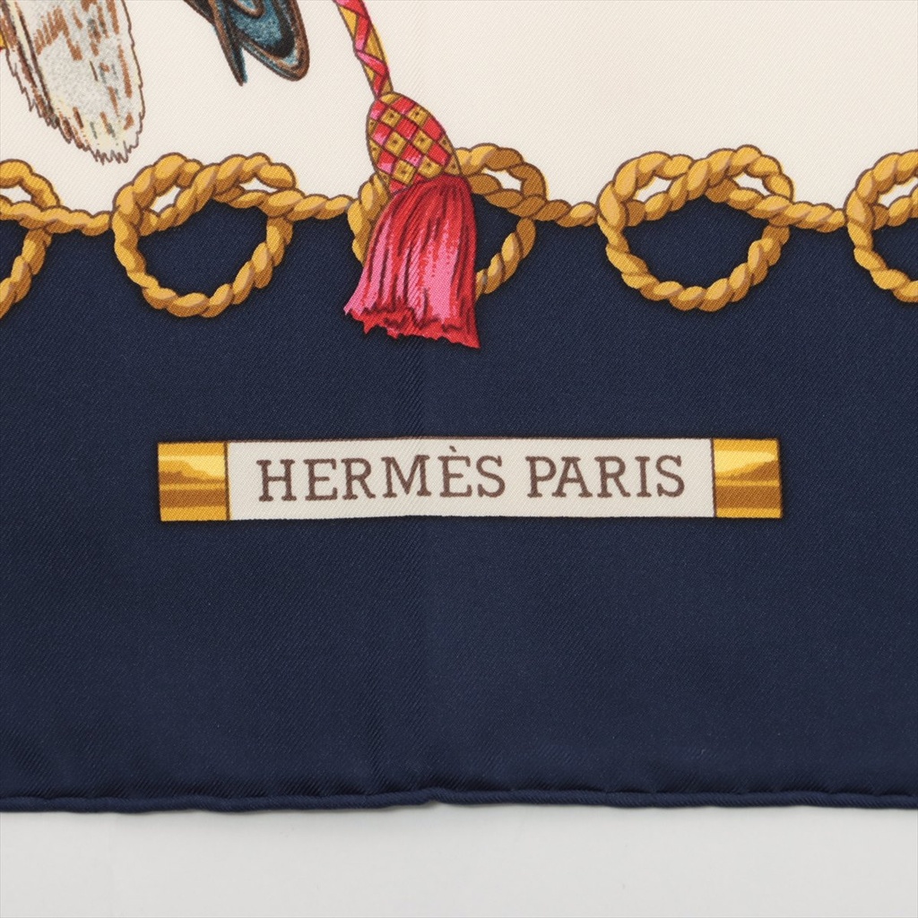Hermès Carré 90 Les Oiseaux Du Roy The King's Birds Scarf Silk Navy blue