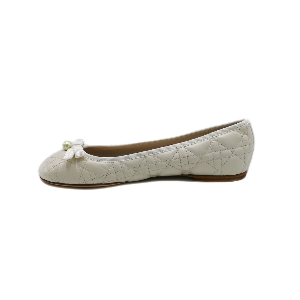 Christian Dior Ballet Flat White Quilted Cannage Calfskin Size 38