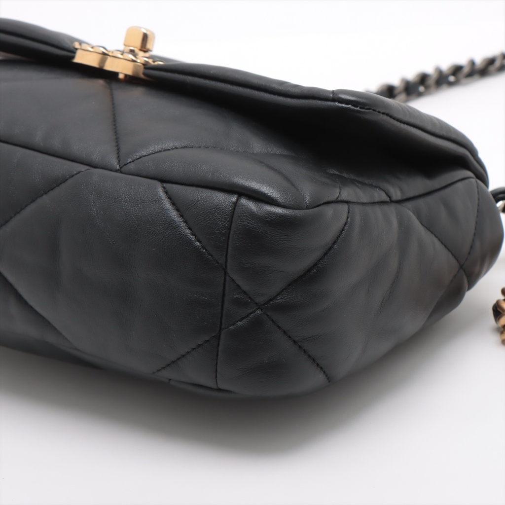 Chanel 19 Lambskin Shoulder Bag Black 