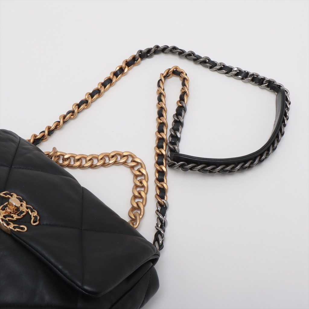 Chanel 19 Lambskin Shoulder Bag Black 