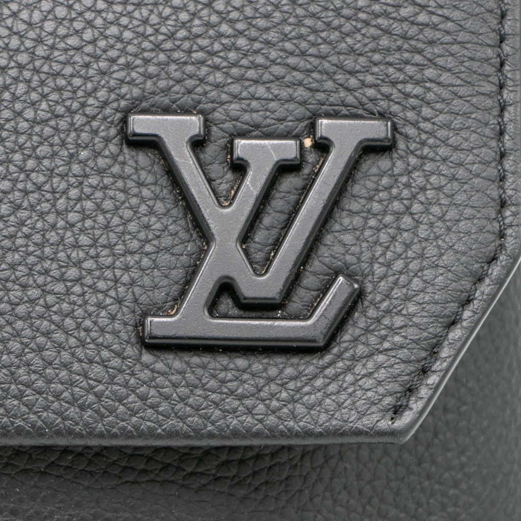 Louis Vuitton Aerogram Fastline Messenger Bag