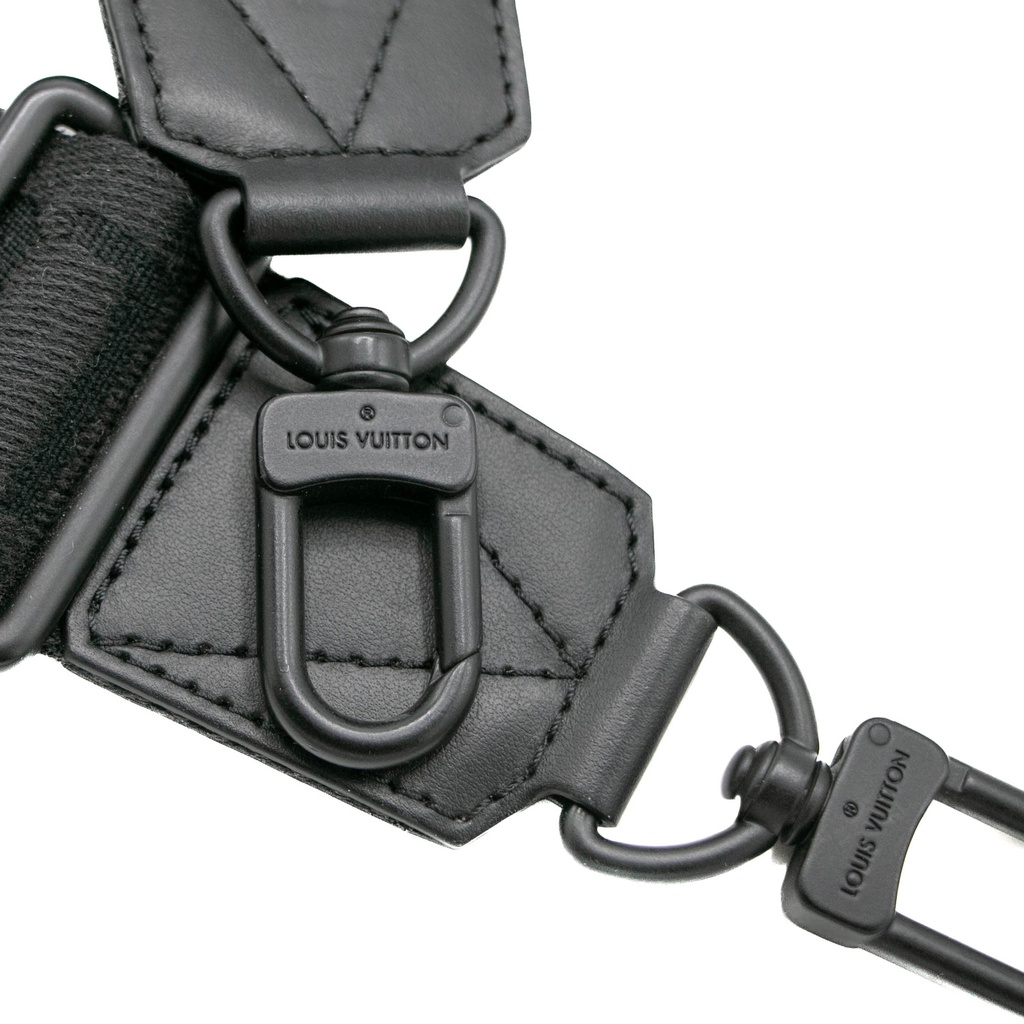 Louis Vuitton Aerogram Fastline Messenger Bag