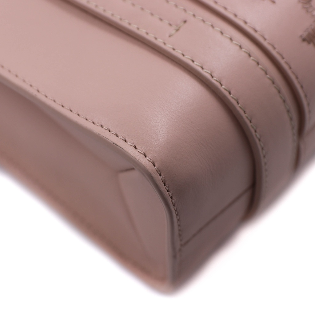 Chloe Small Woody Tote Bag in Soft Leather