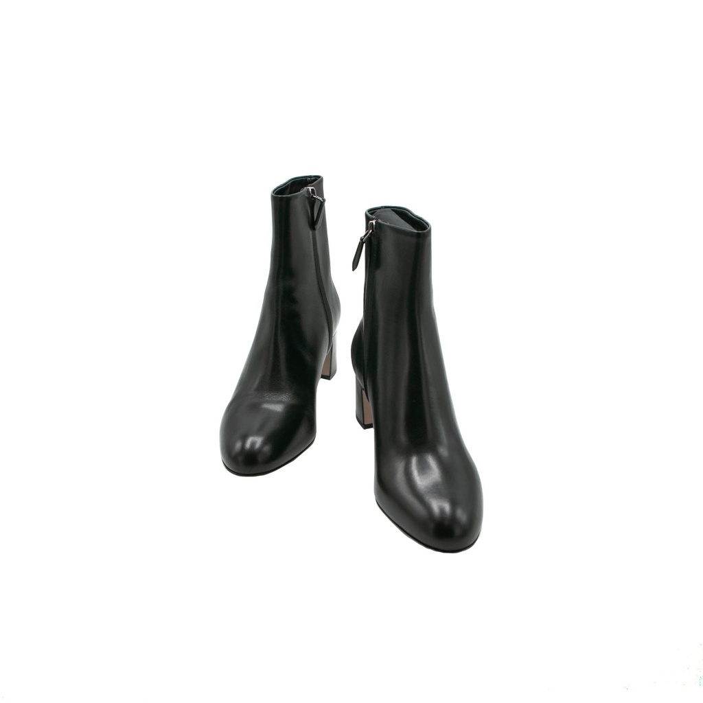 Prada Leather Booties 1T192N In Size 36 1/2