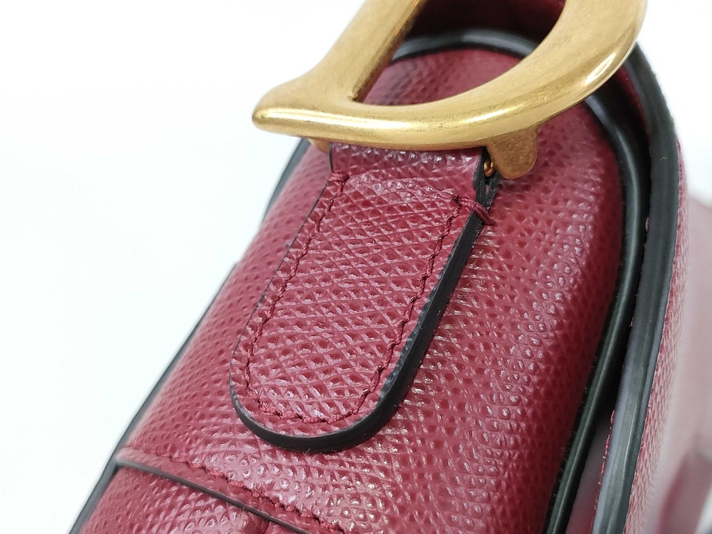 Christian Dior Grained Calfskin Medium Dior Saddle Shoulder Bag Red