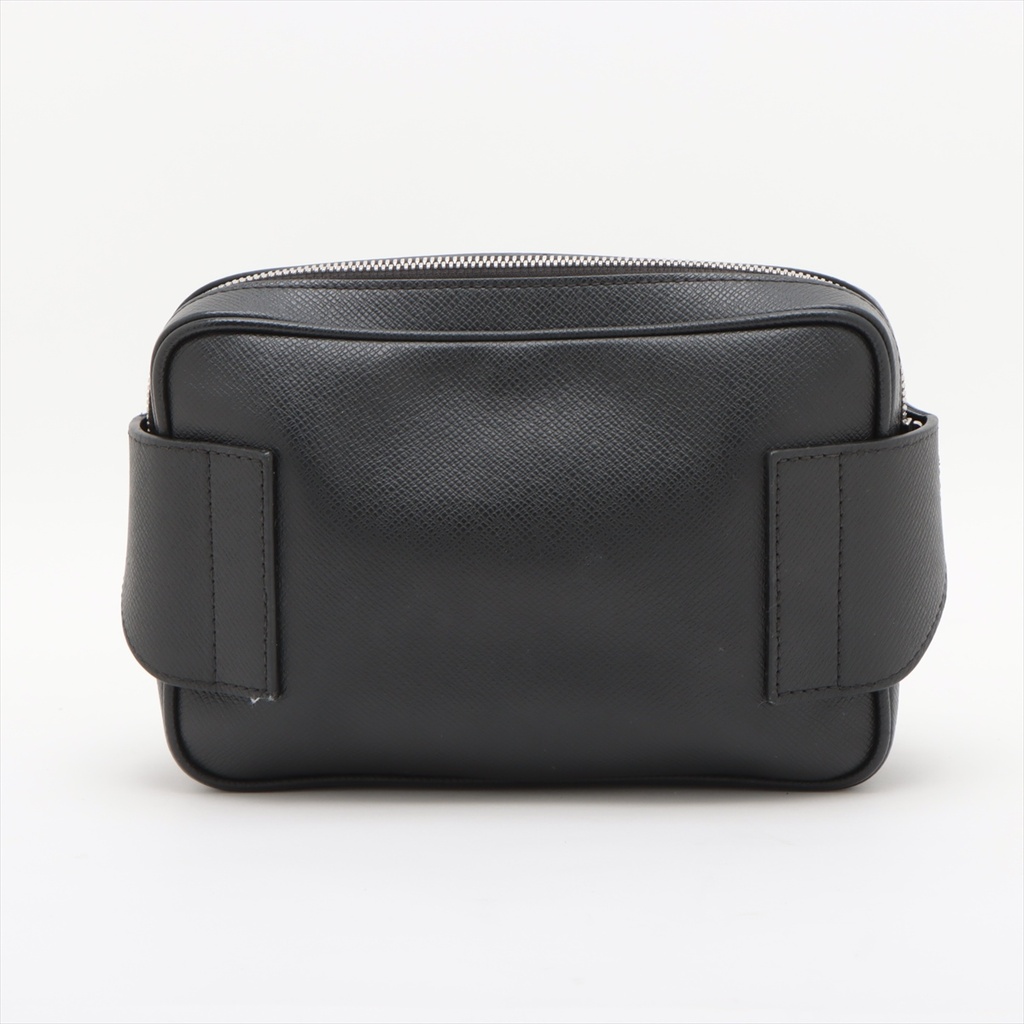 Louis Vuitton Taiga Outdoor Bumbag Black
