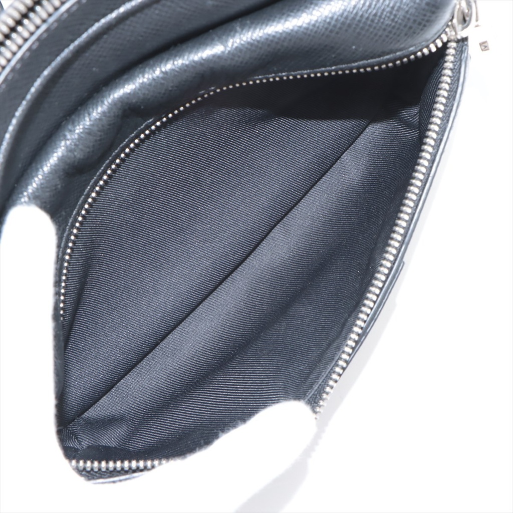 Louis Vuitton Taiga Outdoor Bumbag Black