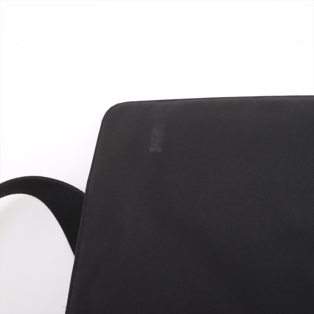 Louis Vuitton Monogram Eclipse District MM 