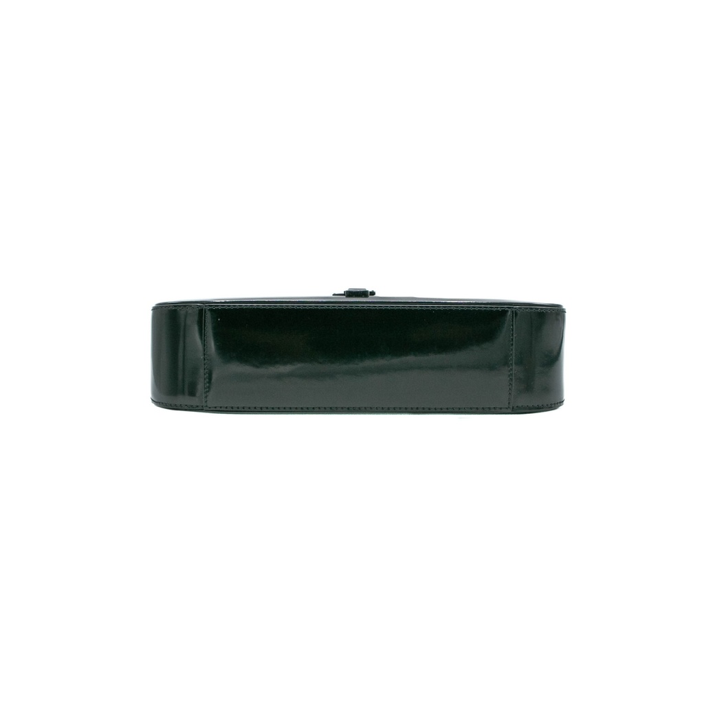 Saint Laurent Patent Leather Le 5 à 7 Black Handbag