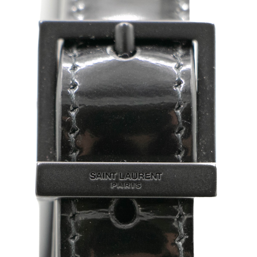 Saint Laurent Patent Leather Le 5 à 7 Black Handbag