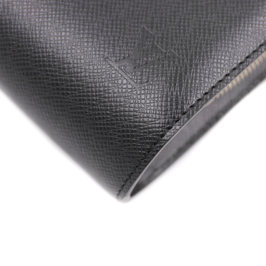 Louis Vuitton Clutch Bag Taiga Baikal Black
