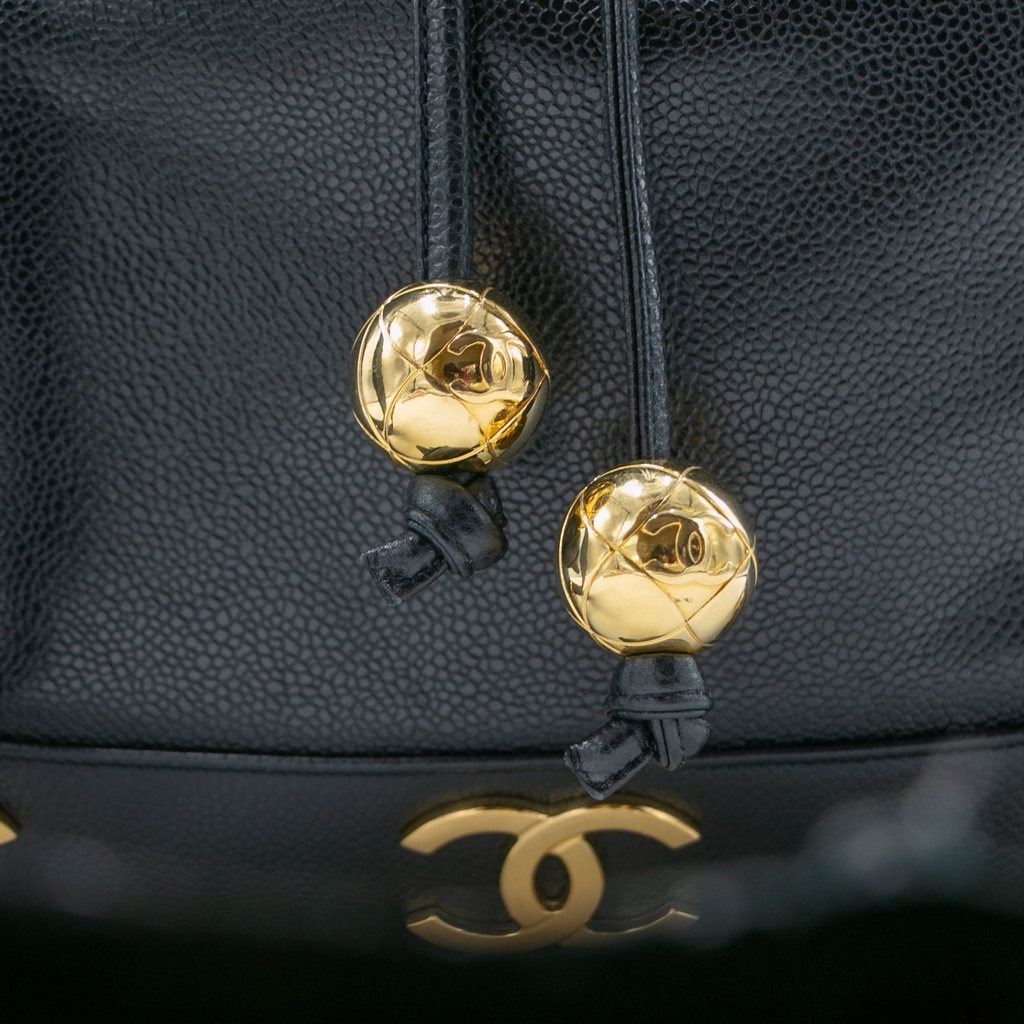 Chanel Caviar CC Drawstring Shoulder Bag Black