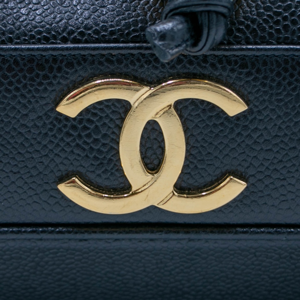 Chanel Caviar CC Drawstring Shoulder Bag Black