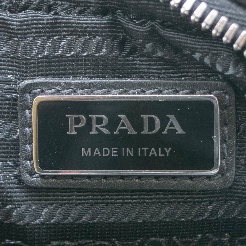 Prada Leather Shoulder Bag With Pouch Black 2VH168