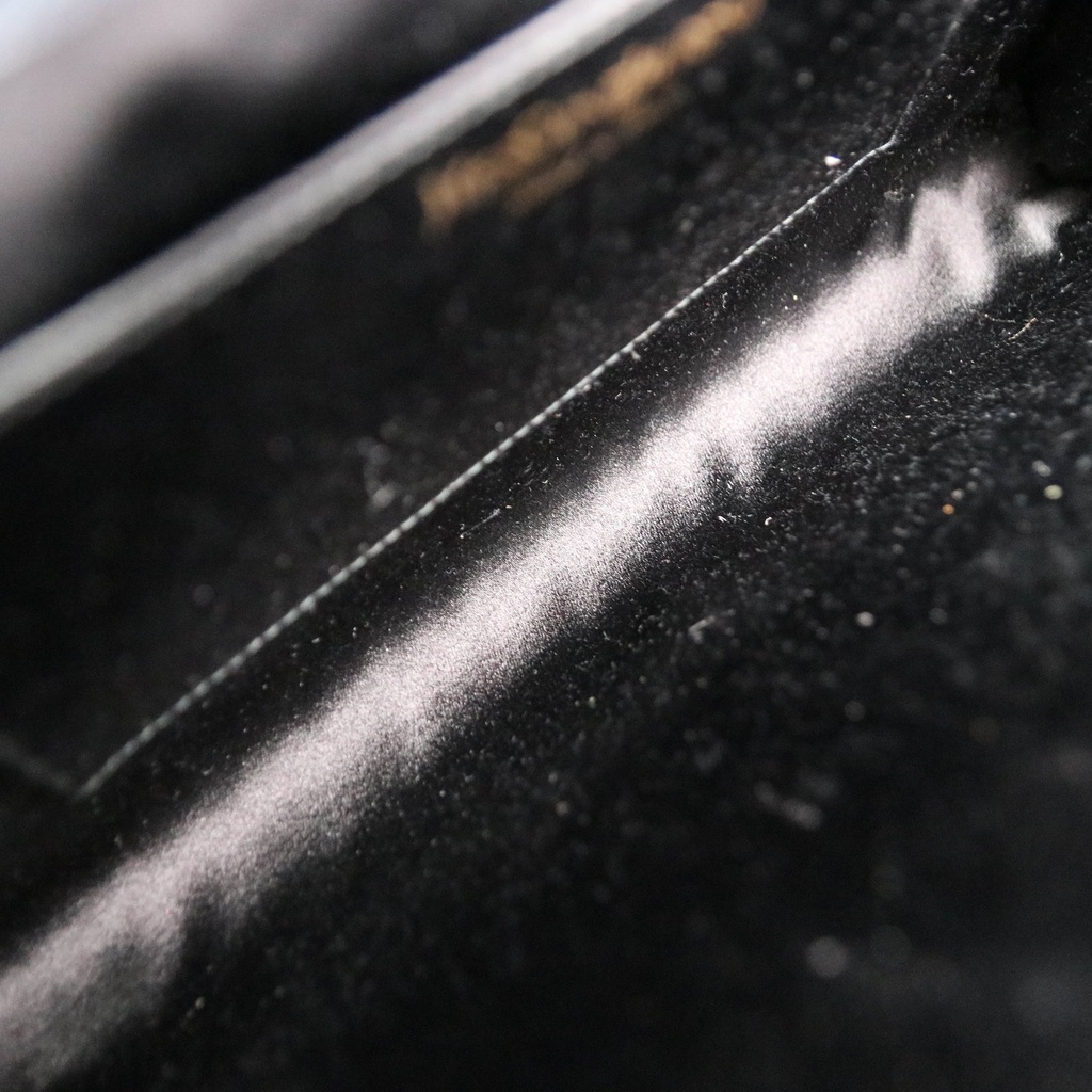 Saint Laurent Calfskin Monogram Large Belle De Jour Clutch Black