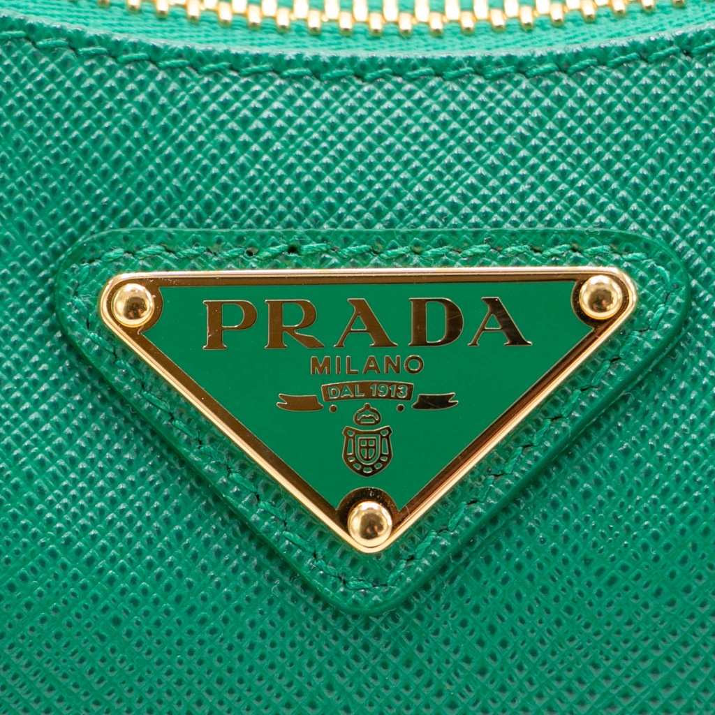 Prada Re-Edition Sacca Saffiano Lux Leather Mini Bag 1BC204