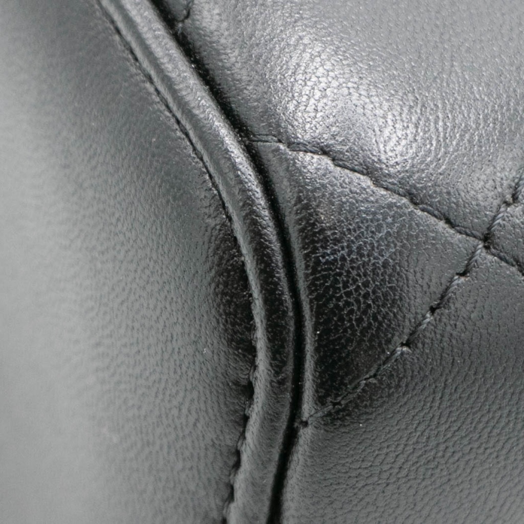 Chanel Lambskin Quilted My Chanel Lady Vanity Case With Chain Black