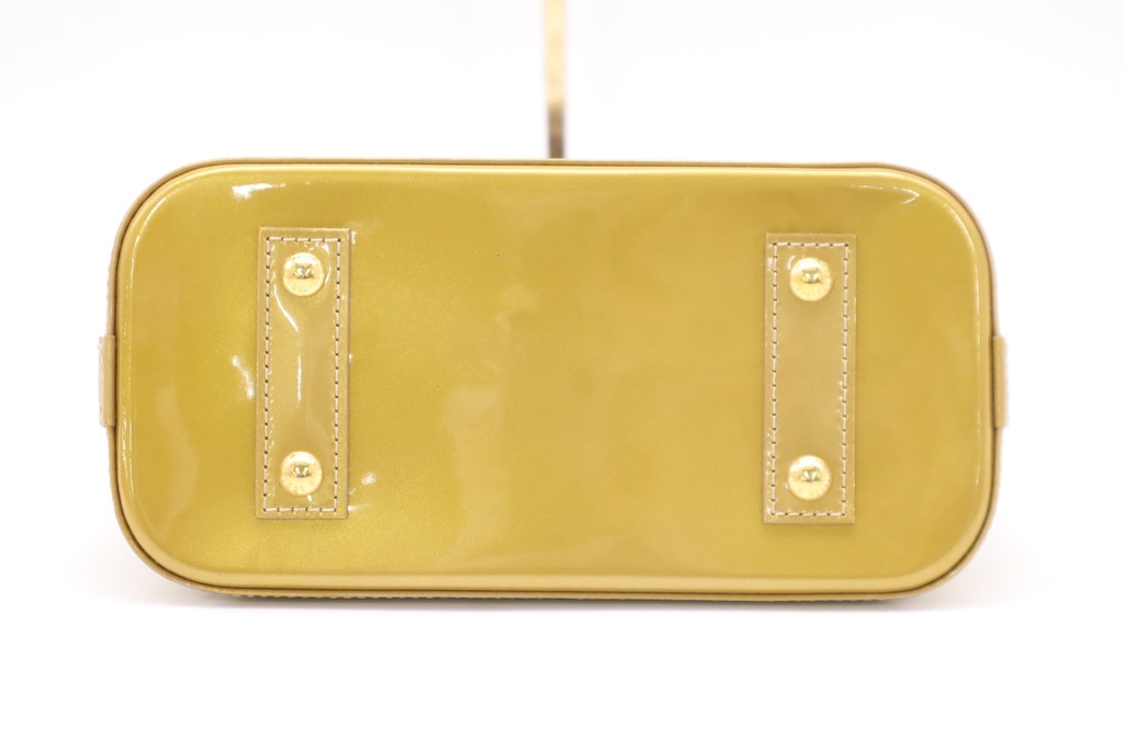 Louis Vuitton Vernis Alma BB