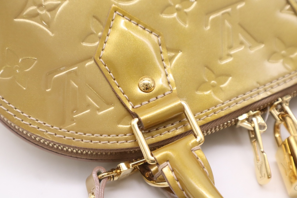 Louis Vuitton Vernis Alma BB