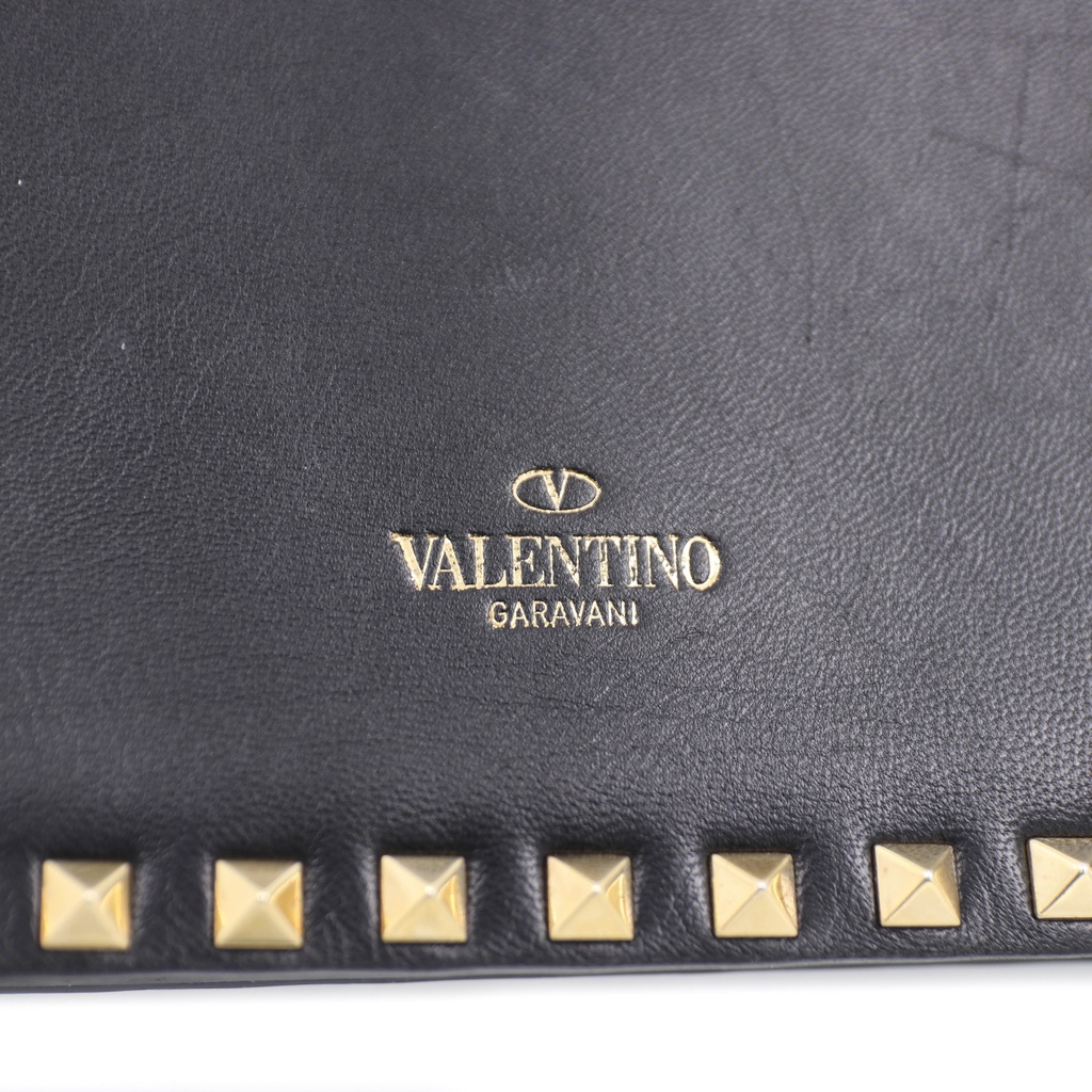 Valentino Garavani Rockstud Clutch Black