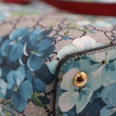 Gucci Medium GG Supreme Blooms Tote 546315