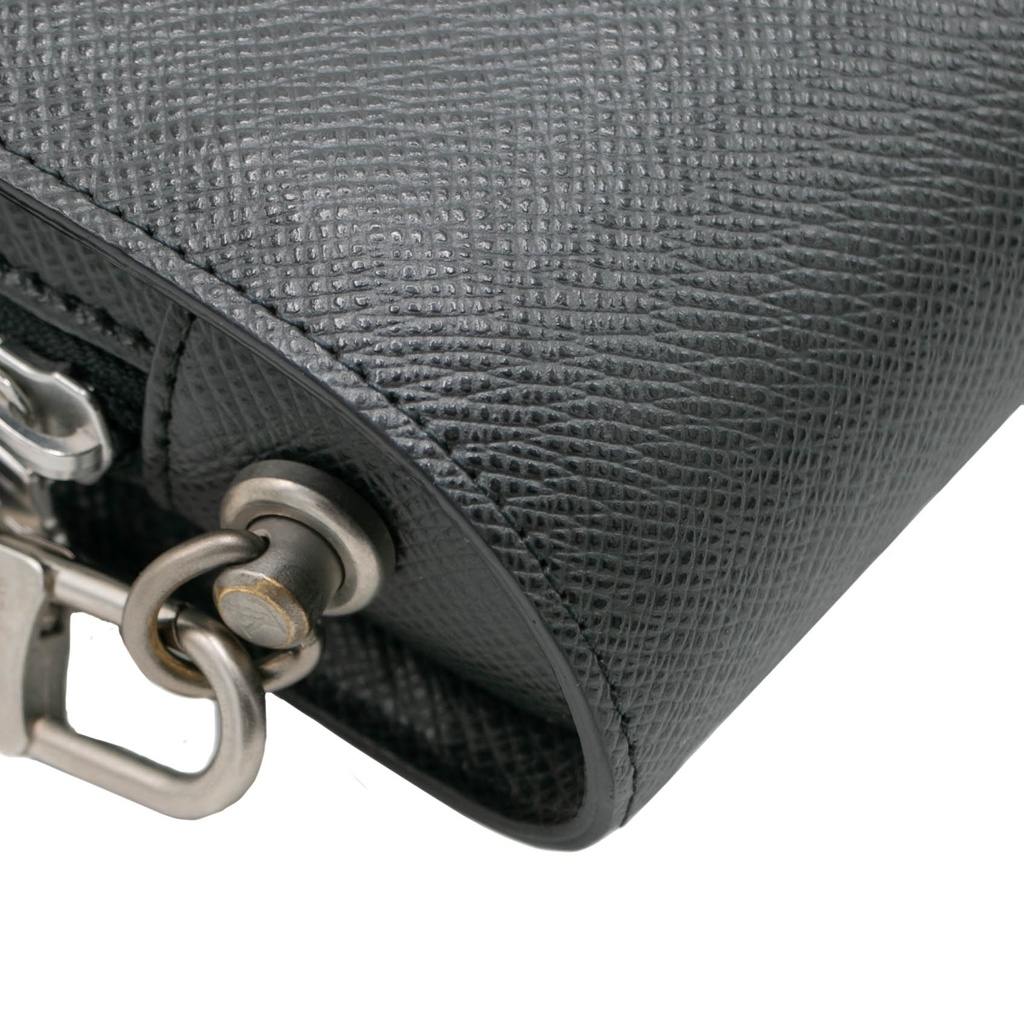 Louis Vuitton Taiga Baikal Pouch Black