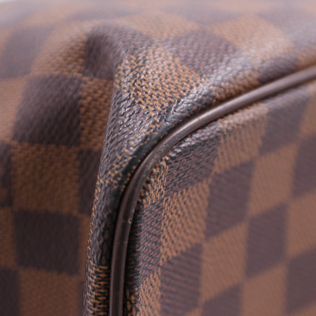 Louis Vuitton Damier Ebene Saleya MM