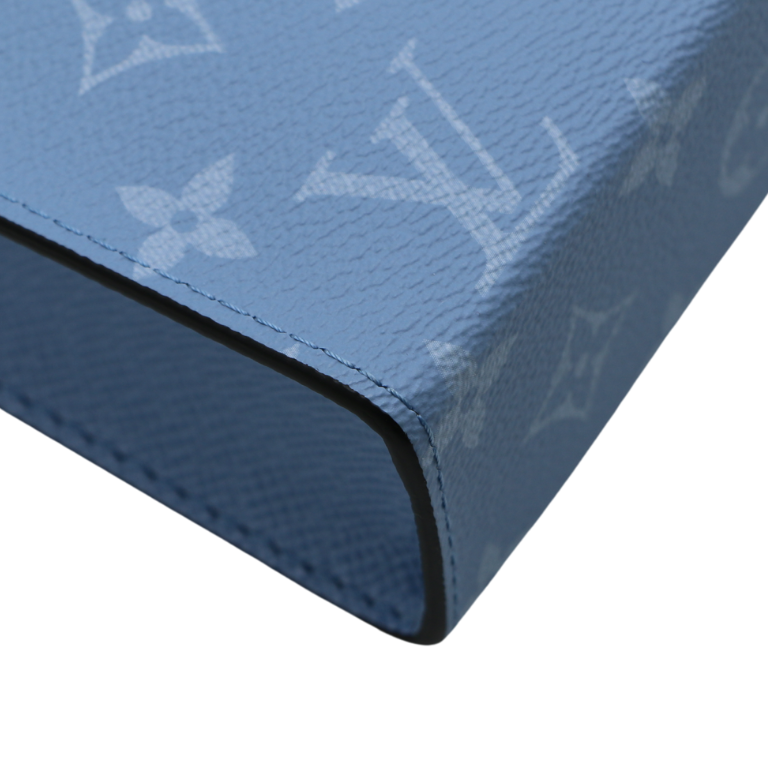 Louis Vuitton Gaston Wearable Wallet Taigarama
