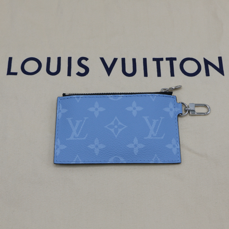 Louis Vuitton Gaston Wearable Wallet Taigarama