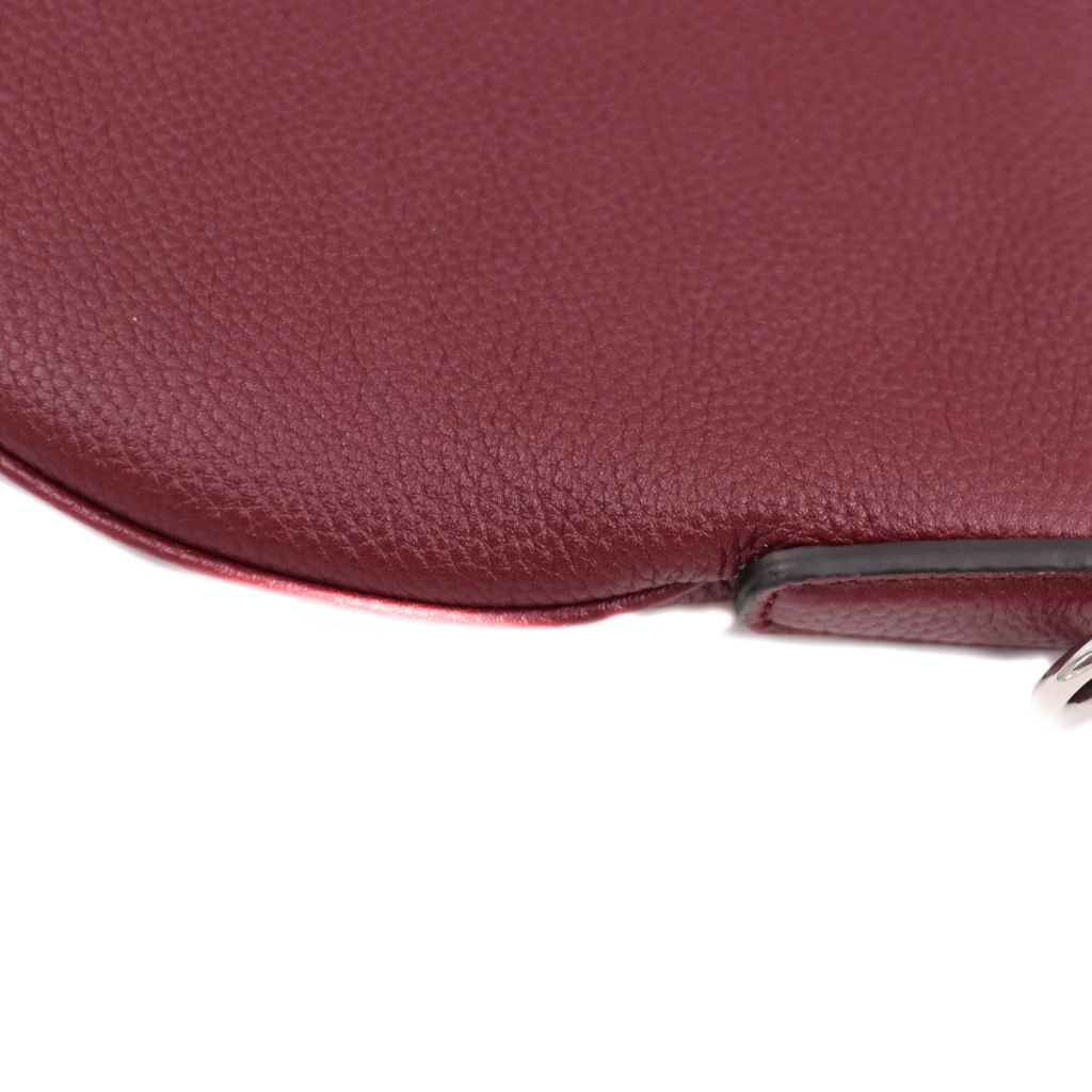Gucci B Small Bag in Red Leather 824529