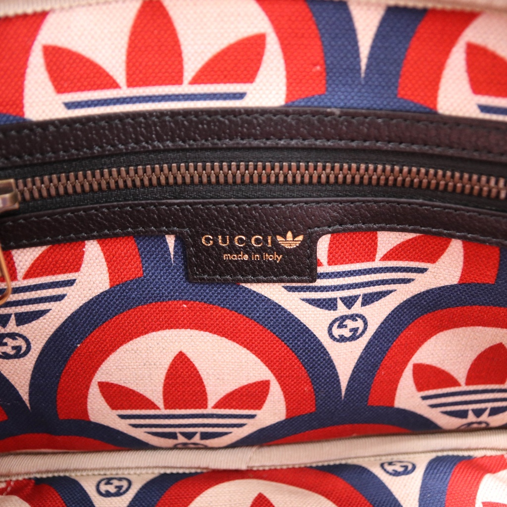 Gucci X ADIDAS Crystal Vintage Monogram Textured Dollar Calfskin Web Trefoil Logo Small Messenger Bag Black 702427