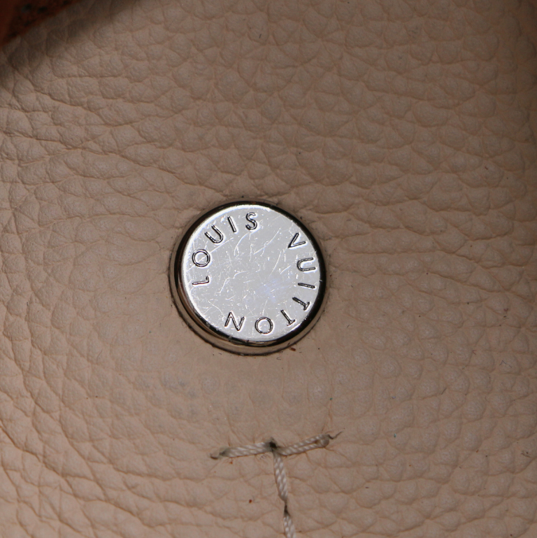 Louis Vuitton Mahina Carmel Hobo Bag Creme