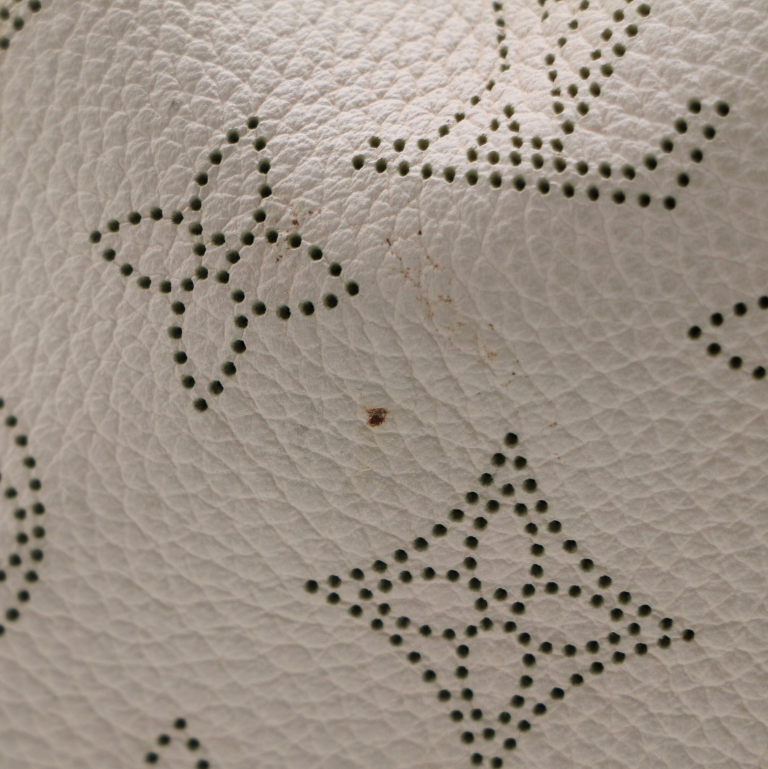 Louis Vuitton Mahina Carmel Hobo Bag Creme