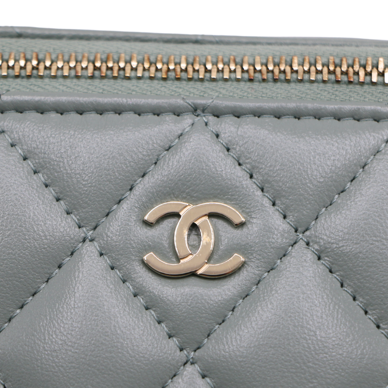 Chanel Caviar Quilted Small Tiny CC Vanity Case With Chain